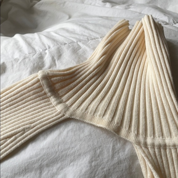 Super cropped turtleneck top - Picture 4 of 4